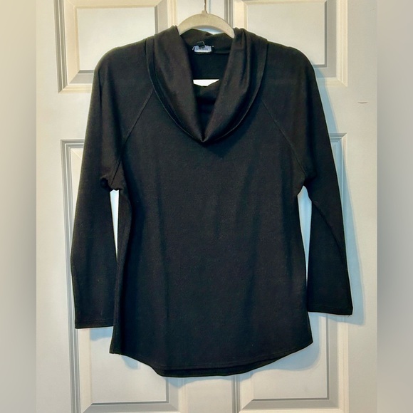Premise Sweaters - Womens Premise Open Turtle Neck Black Size Large